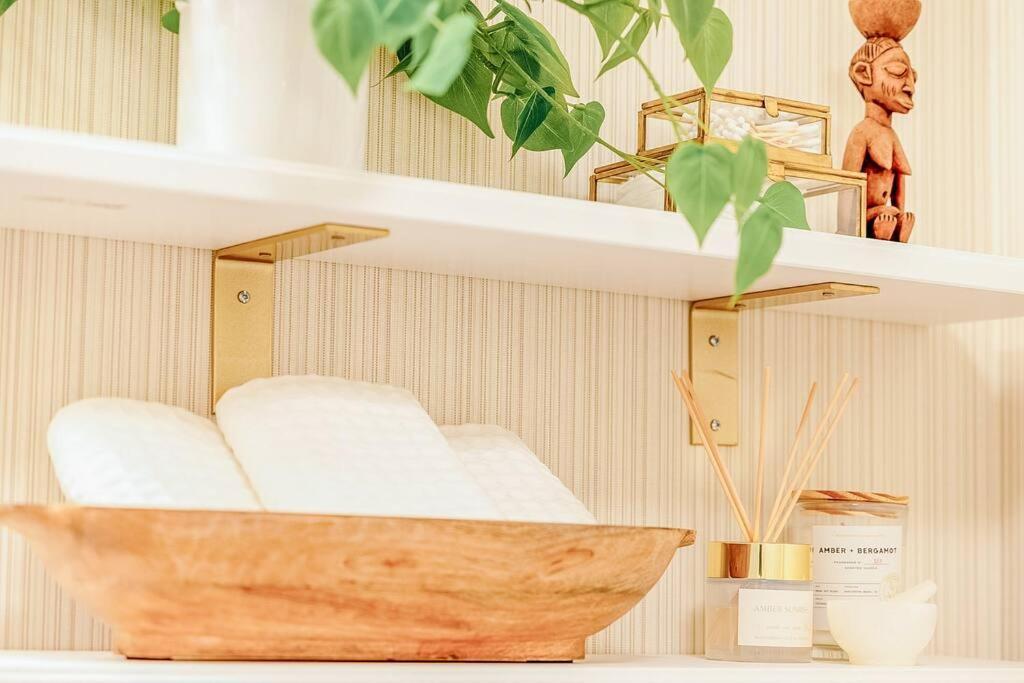 Pangsapuri City Views, Modern Nyc Oasis Retreat *